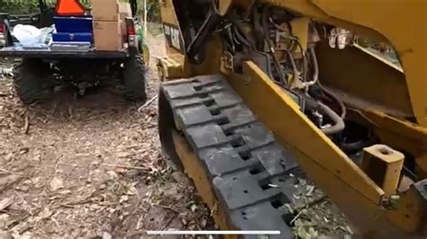 drive motor removal 297 cat skid steer|cat 259d hydraulic hose repair.